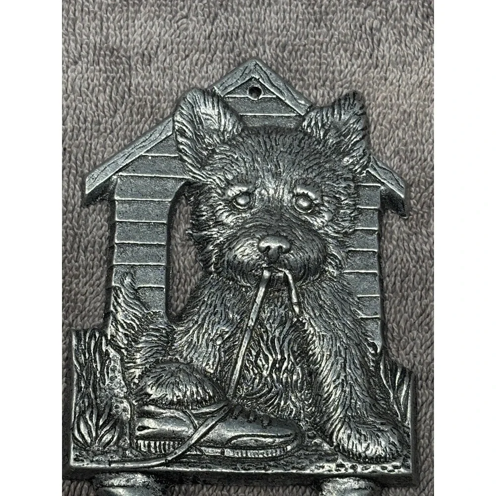 Vintage 90s Dog Wall Hook Puppy Doghouse Coat Towel Key Hook Cast Metal 5